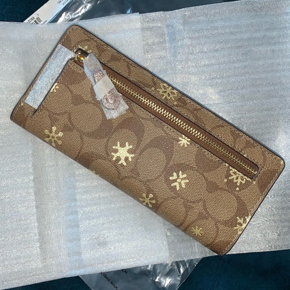 NEW! COACH Slim Signature Canvas Wallet with Snowflake Print, NEW WITH TAG! - Picture 5 of 15
